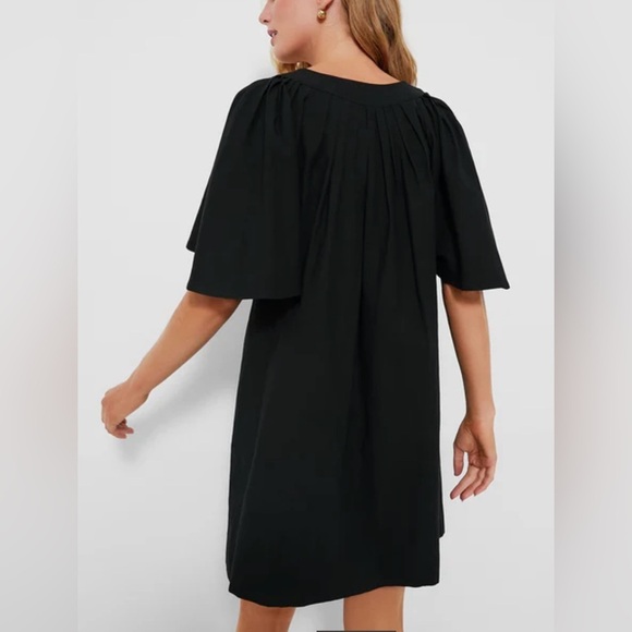 TUCKERNUT POMANDER PLACE
Black Finley Flutter Sleeve Dress
Size Large - Picture 4 of 9